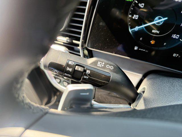 new 2025 Kia Sportage Hybrid car, priced at $38,480