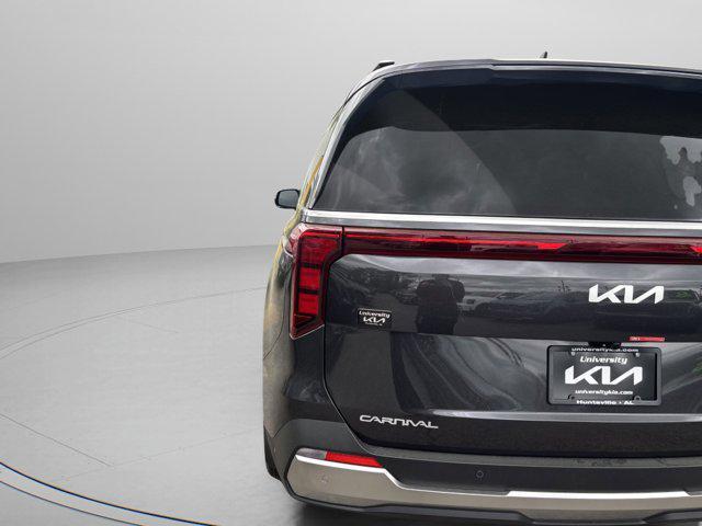 new 2025 Kia Carnival Hybrid car, priced at $48,005