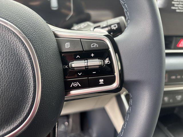 new 2025 Kia Carnival Hybrid car, priced at $49,005