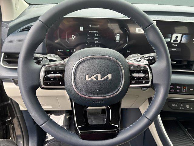 new 2025 Kia Carnival Hybrid car, priced at $48,005