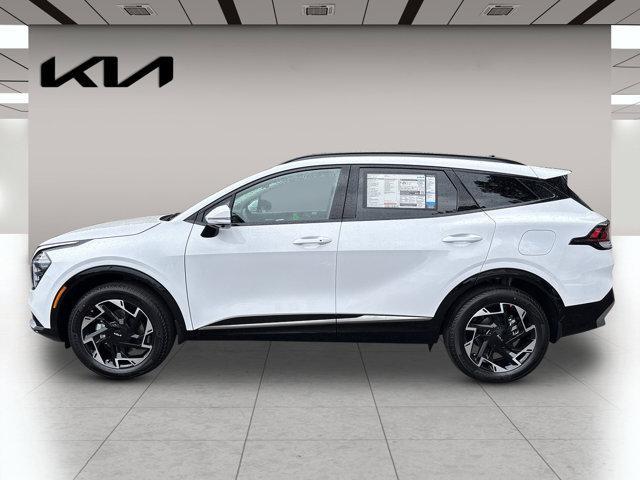 new 2025 Kia Sportage car, priced at $37,405
