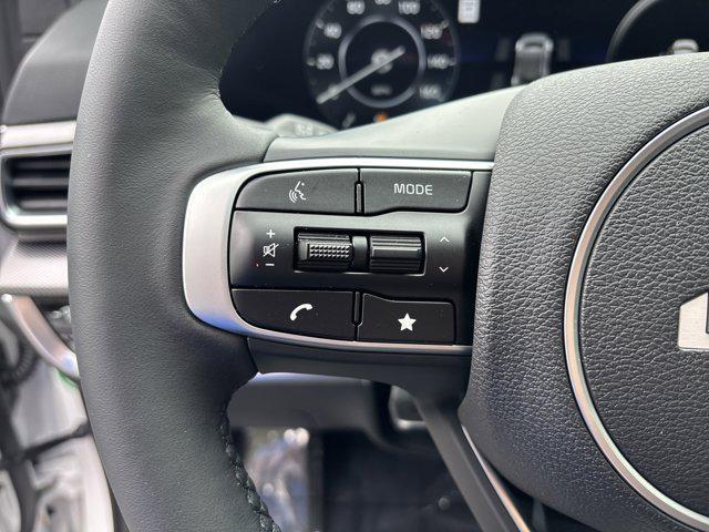 new 2025 Kia Sportage car, priced at $37,405
