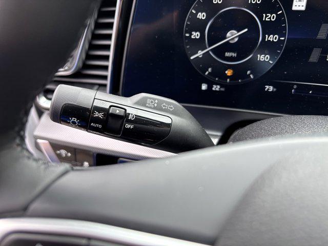 new 2025 Kia Sportage car, priced at $37,405
