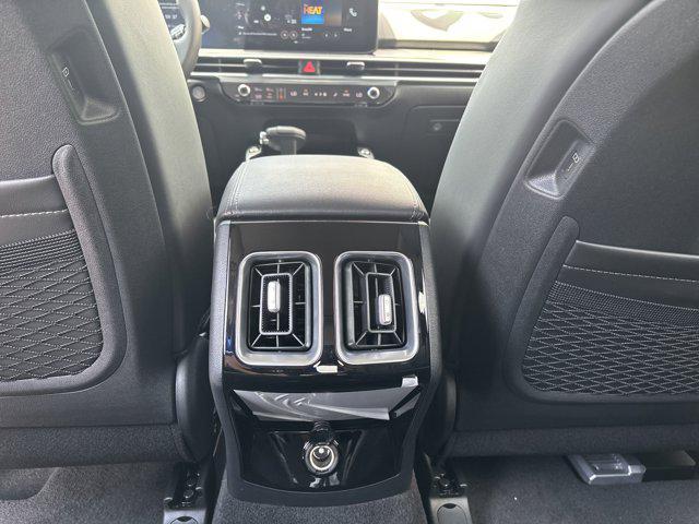 new 2025 Kia Sorento car, priced at $43,010