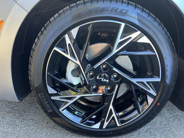 new 2025 Kia K5 car, priced at $31,345