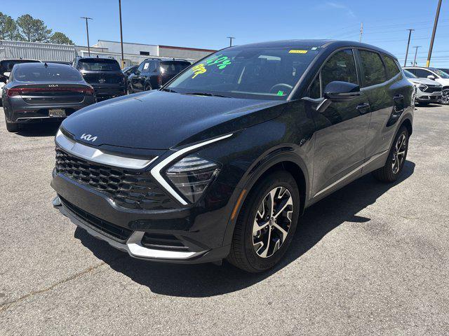 new 2025 Kia Sportage car, priced at $29,910