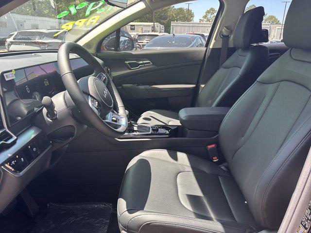new 2025 Kia Sportage car, priced at $29,910