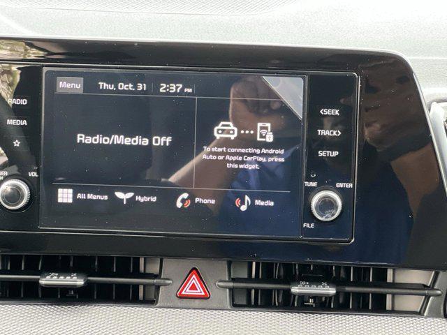new 2025 Kia Sportage Hybrid car, priced at $29,390