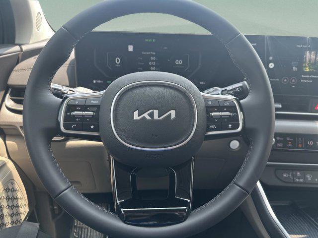 new 2025 Kia Carnival Hybrid car, priced at $48,500