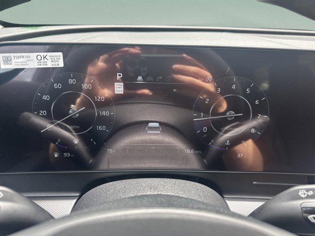 new 2025 Kia Sportage car, priced at $33,180