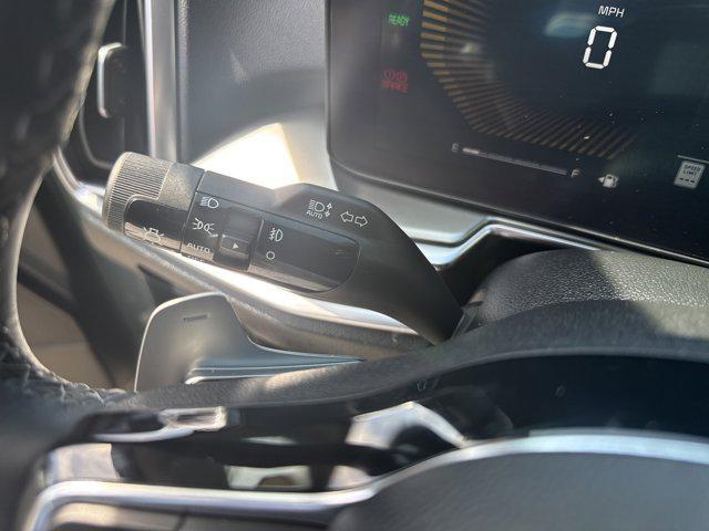 used 2025 Kia Sorento Hybrid car, priced at $39,495