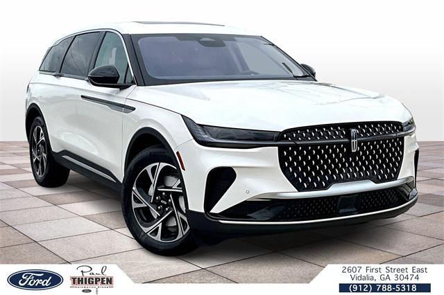 new 2025 Lincoln Nautilus car