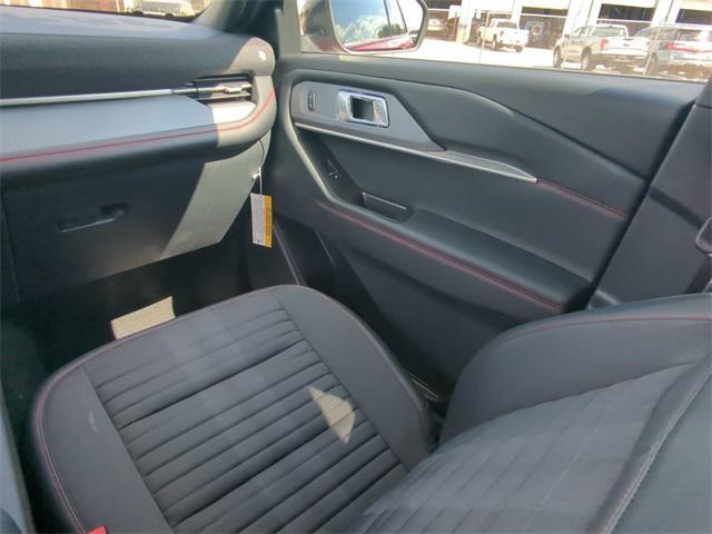 new 2025 Ford Explorer car, priced at $45,832