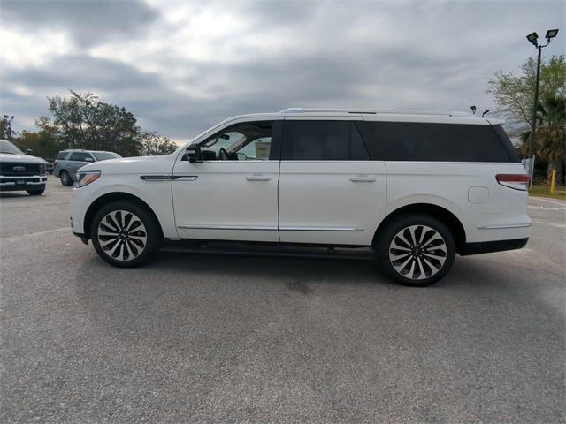 new 2024 Lincoln Navigator car, priced at $101,050