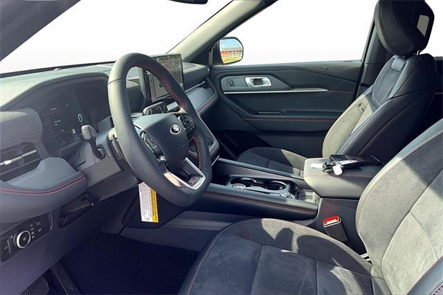 new 2025 Ford Explorer car, priced at $53,279