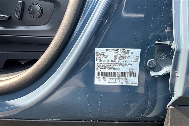 new 2025 Ford Explorer car, priced at $53,279