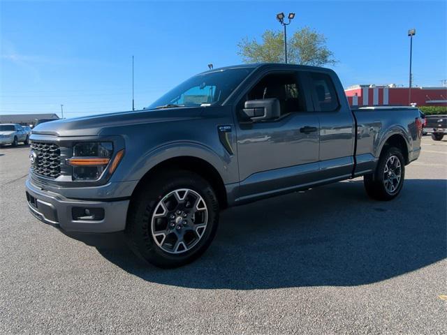 new 2024 Ford F-150 car, priced at $42,065