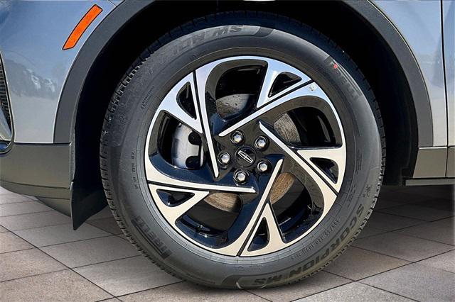 new 2025 Lincoln Nautilus car