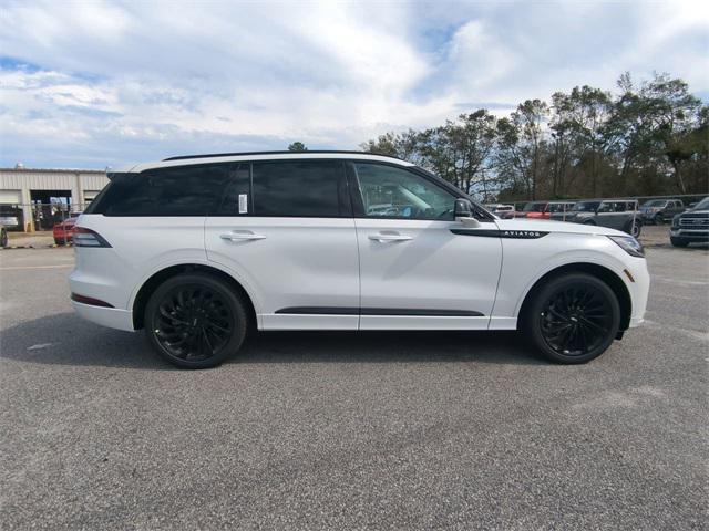 new 2025 Lincoln Aviator car, priced at $78,650