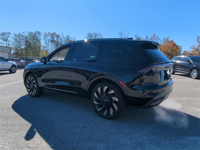 new 2025 Lincoln Nautilus car, priced at $63,551