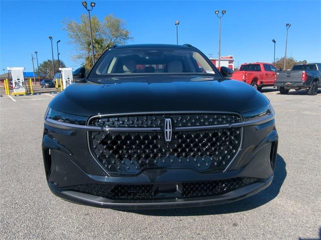 new 2025 Lincoln Nautilus car, priced at $63,551