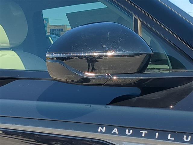 new 2025 Lincoln Nautilus car, priced at $63,551