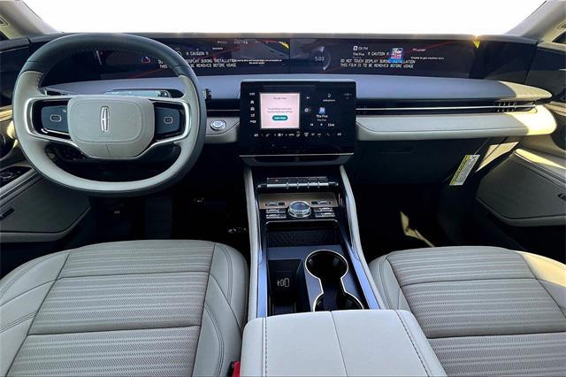 new 2025 Lincoln Nautilus car, priced at $62,036