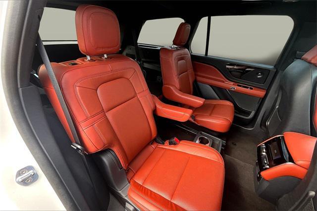 new 2025 Lincoln Aviator car, priced at $73,035