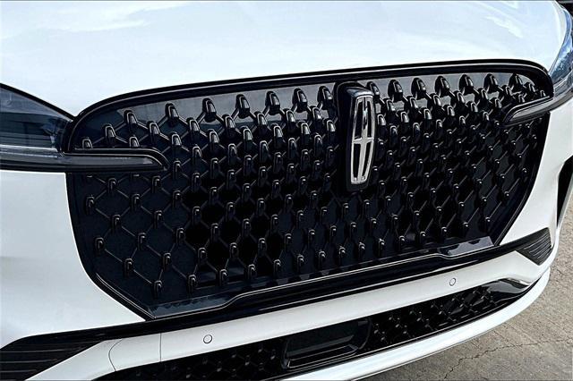 new 2025 Lincoln Aviator car, priced at $73,035