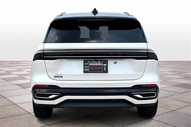 new 2025 Lincoln Nautilus car