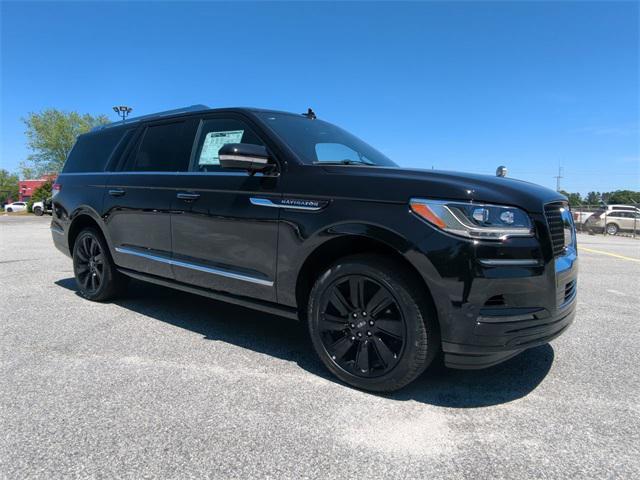 new 2024 Lincoln Navigator car, priced at $102,428