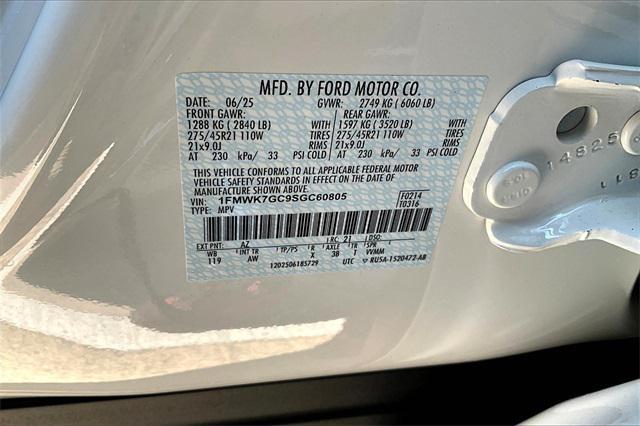 new 2025 Ford Explorer car, priced at $61,445