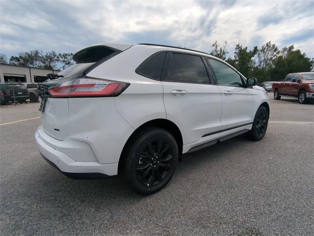 new 2024 Ford Edge car, priced at $33,371