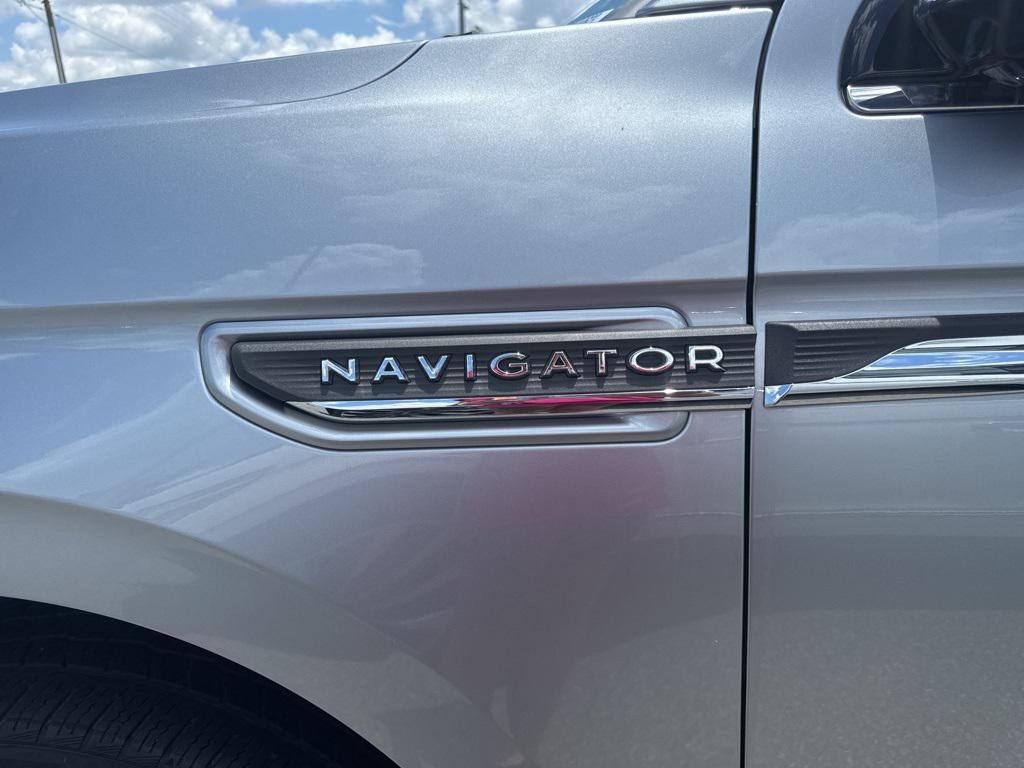 used 2022 Lincoln Navigator car, priced at $46,893