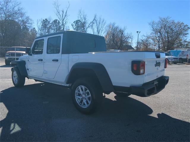 used 2023 Jeep Gladiator car, priced at $31,467