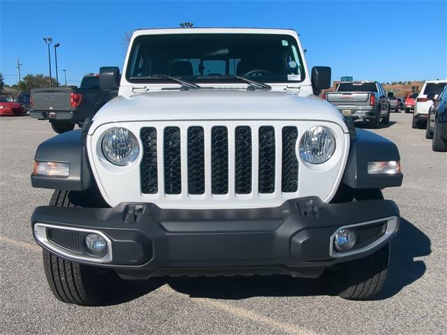 used 2023 Jeep Gladiator car, priced at $31,467