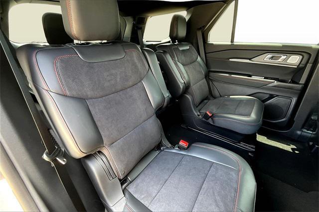 new 2025 Ford Explorer car, priced at $55,091