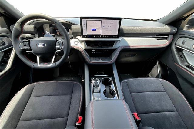 new 2025 Ford Explorer car, priced at $55,091