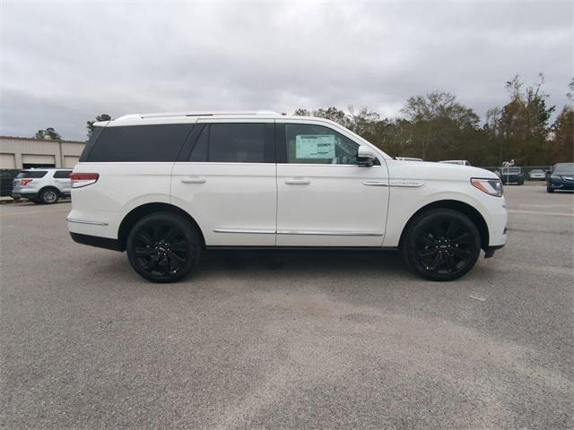 new 2024 Lincoln Navigator car, priced at $98,651