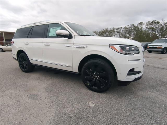 new 2024 Lincoln Navigator car, priced at $98,651