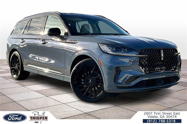 new 2025 Lincoln Aviator car, priced at $84,640