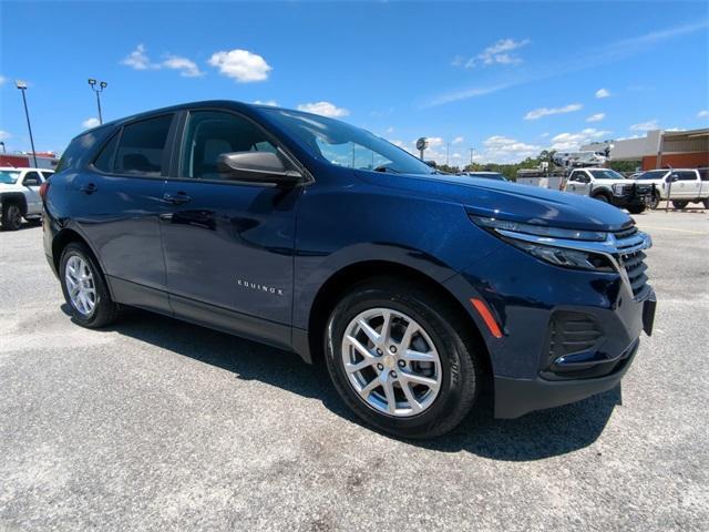 used 2022 Chevrolet Equinox car, priced at $20,039