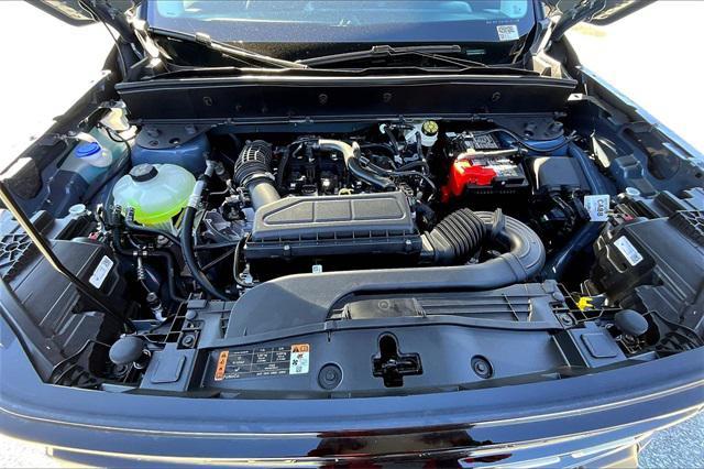 new 2025 Ford Bronco Sport car, priced at $40,975