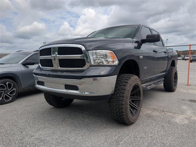 used 2019 Ram 1500 Classic car, priced at $29,012