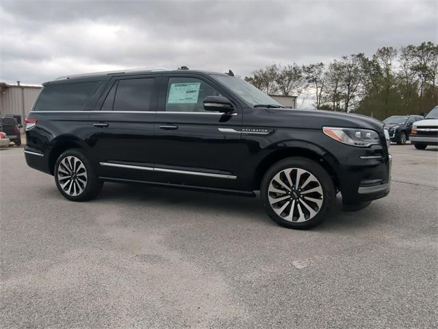 new 2024 Lincoln Navigator car, priced at $99,961