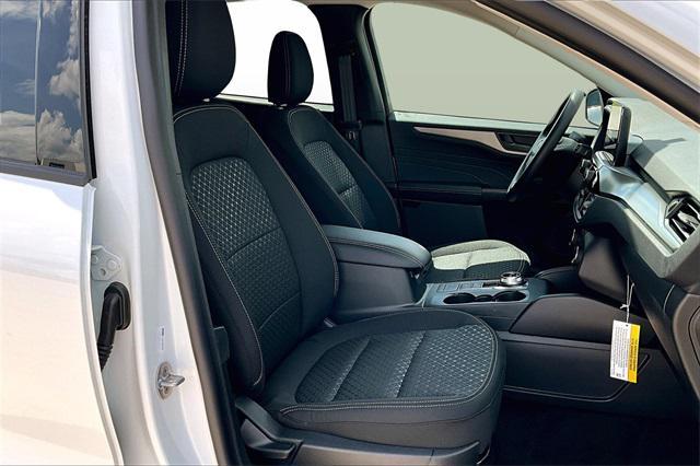 new 2025 Ford Escape car, priced at $27,585