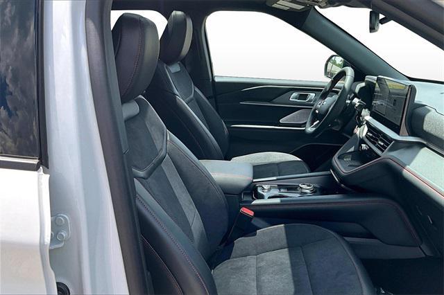 new 2025 Ford Explorer car, priced at $56,862