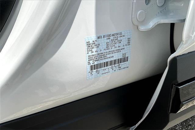 new 2025 Ford Explorer car, priced at $56,862