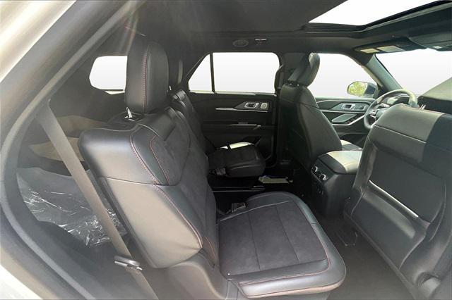 new 2025 Ford Explorer car, priced at $56,862