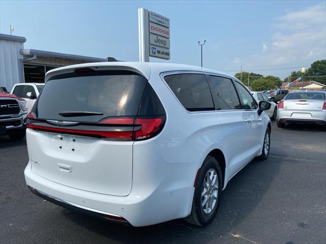 new 2024 Chrysler Pacifica car, priced at $49,095